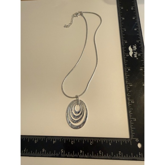 Jewelry - Silver Tone Hammered Multi Oval Pendant Snake Chain Necklace Adjustable 18-21"